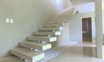 Imagem 6: Casa de condomínio sobrado para aluguel possui 380 metros quadrados com 5 quartos