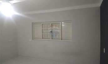 Imagem 7: Casa para venda possui 225 metros quadrados com 4 quartos