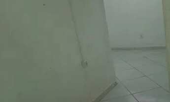 Imagem 2: ALUGA-SE CASA ESTILO KIT NET TERREA