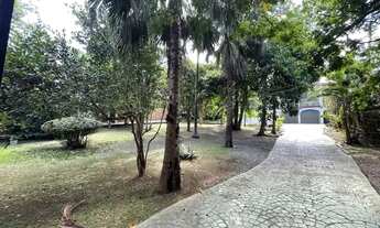 Imagem 5: Quatro lotes a venda em Granja Viana com 3mil m²