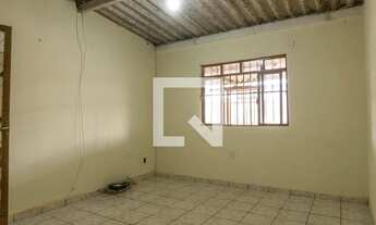 Imagem 2: Casa para Aluguel - Recanto das Emas, 2 Quartos, 120 m2