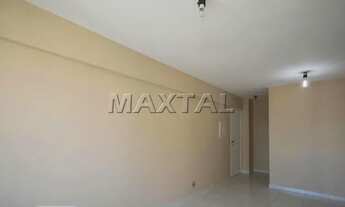 Imagem 3: Apartamento com 1 dormitorio, Cozinha, sala dois ambientes, banheiro e vaga demarcada