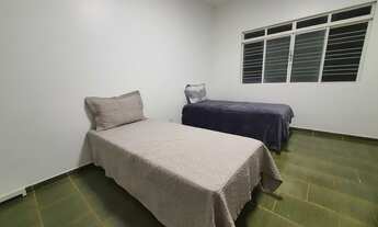 Imagem 3: Casa mobiliada para aluguel por temporada 3 quartos sendo 1 quarto suite