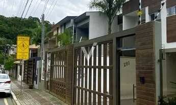 Imagem: Sobrado geminado à venda com 3 suítes