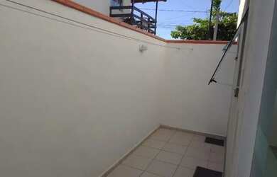 Imagem 4: Aluga-se anual apartamento térreo em Guaratuba!