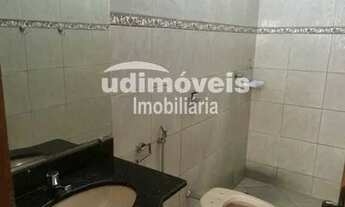 Imagem 7: Casa para aluguel com 200 metros quadrados com 3 quartos em Pampulha - Uberlândia - MG