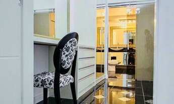 Imagem 12: Casa Alto Padrão com Piscina em Balneário Camboriú para Locação de Temporada