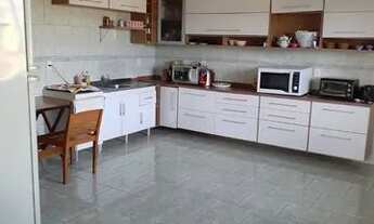 Imagem: Alugo sobrado com sacada 2 quartos amplos