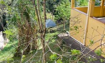 Imagem 2: Sobrado para venda possui 286 metros quadrados com 2 quartos em Centro - Igaratá - SP