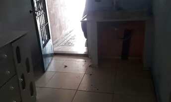 Imagem 2: Aluga-se um quarto sem garagem