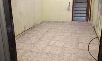 Imagem 2: Casa sobreposta Casa com 2 dormitórios