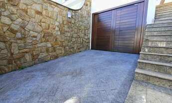 Imagem 7: Sobrado para alugar, 03 quartos, sendo 01 suíte com hidro e closet, 08 vagas, quintal, 250