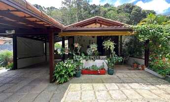 Imagem 2: Casa com 4 dormitórios à venda, 211 m² por R$ 910.000,00 - Albuquerque - Teresópolis/RJ