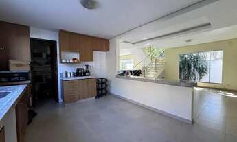 Imagem 5: Excepcional sobrado no Portal do Sol 1, em frente à Praça!