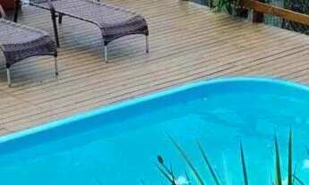 Imagem 2: Imóvel para venda possui 673 metros quadrados com 5 quartos em Praia do Rosa - Imbituba