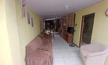 Imagem 2: Casa com 3 dormitórios, sendo uma suite no bairro Uglione