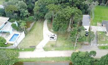 Imagem 5: Chácara em condomínio fechado com casa moderna em meio à natureza