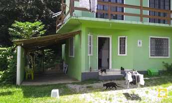 Imagem 2: Casa com 137 m2, 5 quartos, em terreno com 533 m2, em Forquilhinha/SJ