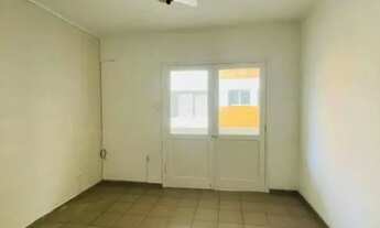 Imagem 2: PSIU OLHA ISSO!! 2 DORMS PRIMEIRO ANDAR NA QUADRA DO MAR COM PRECINHO BOM!