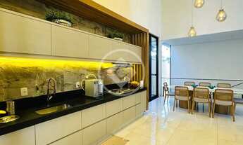 Imagem 7: Sobrado de esquina com 5 suítes mais escritório, armários e piscina no Condomínio do Lago