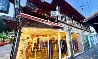 Imagem: À venda Galeria com 7 lojas locadas e