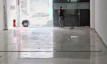 Imagem 4: Imóvel para aluguel e venda tem 342 metros quadrados em Lapa - São Paulo - SP