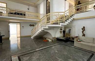 Imagem 2: IS - Sobrado para aluguel e venda tem 595 metros quadrados com 5 quartos em Marco - Belém