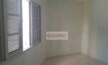 Imagem 3: Sobrado com 3 dormitórios, sendo um térreo, boa sala, cozinha grande com armário, ampla va