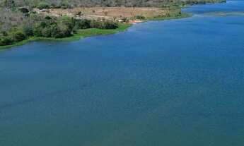 Imagem 7: Chácara na beira do lago