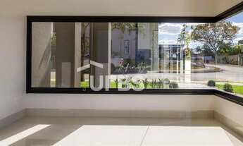 Imagem 6: Esplêndida Casa de Luxo à Venda no Condomínio Portal do Sol Green Goiânia/GO