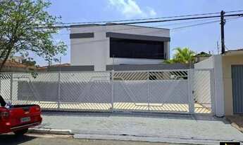 Imagem: Casa com 3 Quarto(s) e 4 banheiro(s) para