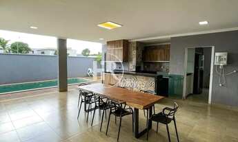 Imagem 3: Sobrado para aluguel tem 371 metros quadrados com 4 quartos