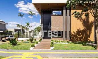 Imagem 2: Esplêndida Casa de Luxo à Venda no Condomínio Portal do Sol Green Goiânia/GO