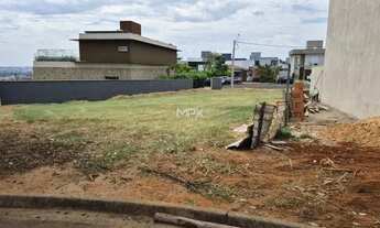 Imagem 2: Terreno à venda e para alugar em Piracicaba, Taquaral, com 388.43 m²