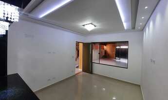 Imagem 2: AM500- Casa Alto Padrão 2 dormitórios 2 suítes - 300 mts Praia - Caiçara