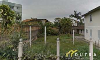 Imagem 2: TERRENO NA PRAIA COMPRIDA COM 735m² E UMA ANTIGA CASA