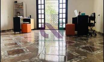 Imagem 2: Sobrado com 3 Dorms e 1 Suíte no Jardim das Flores