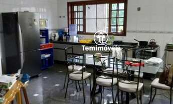 Imagem 4: Sobrado com 265m²,4 dormitórios, sendo uma suite com hidromassagem, Ótima Localização