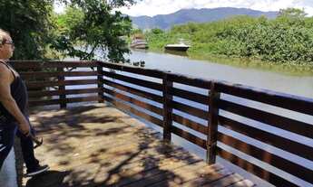 Imagem 3: Casa à venda na Avenida Marginal Esquerda, Jardim Porto Novo, Caraguatatuba - SP