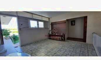 Imagem 4: Excelente casa com 4/4, 3 salas e uma ótima área de 720m²