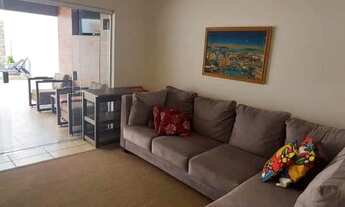 Imagem 5: Casa de condomínio sobrado para venda possui 300 metros quadrados com 3 quartos