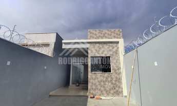 Imagem 2: Casa com excelente acabamento no Novo Jaraguá