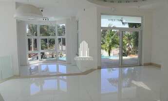 Imagem 3: CASA ALPHAVILLE/ 4 SUITES / PISCINA / 6 VAGAS DE CARRO / AR CONDICIONADO