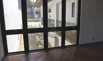 Imagem 4: Casa à venda com 352 m² construídos, quintal grande, 5 vagas, ensolarada, no Seminário, Cu