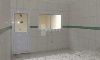 Imagem 4: Casa assobrada, nova em fase final de acabamento