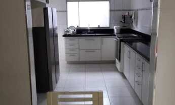 Imagem 5: Sobrado para Venda em Santo André, Jardim Utinga, 4 dormitórios, 1 suíte, 2 banheiros, 3 v