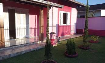 Imagem: Casa com piscina em Schroeder