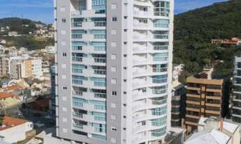 Imagem 2: Apartamento de Alto Padrão em Laguna todo mobiliado com 146m2 - 4 suítes