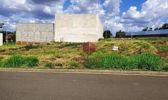 Imagem: Terreno à venda, 305 m² no Distrito de