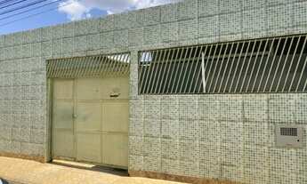 Imagem: Vendo QNN 19 Lote com Casa 3 Qts, 5 kits